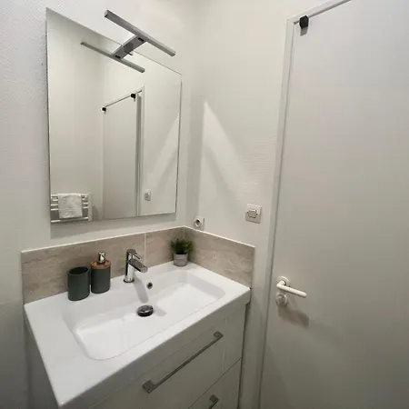 Le Petit Cosy - T2 En Hypercentre, Parking Prive